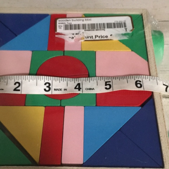 Ankyo Development Learn & Play Wooden Building Blocks in pull wagon with wheels - Picture 3 of 4